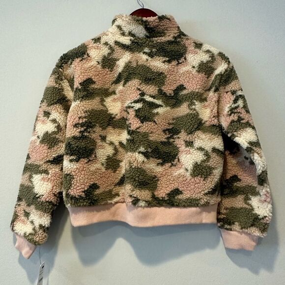 JOE'S JEANS NWT girls pullover Sherpa in
Pink/Green Camo Print, Size Large 12-14 - Picture 3 of 8